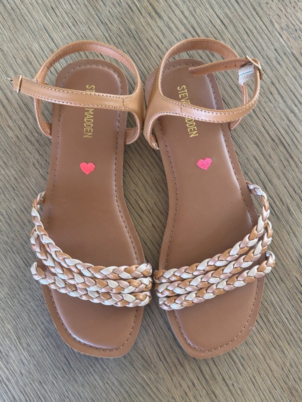 Steve Madden Girl Georjia Flat Sandal, Size 5